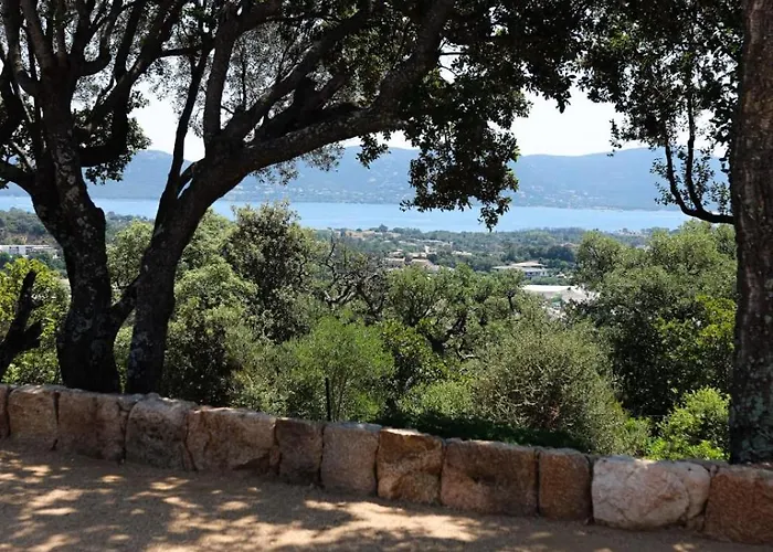 Вілла Funtanedda Di Porto-vecchio Порто-Веккіо